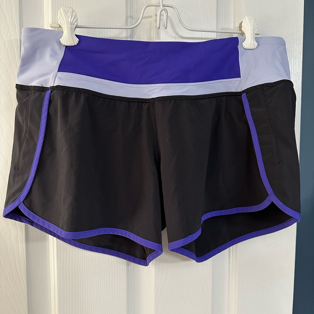 Lululemon runtime shorts EUC 4”inseam. Size 8